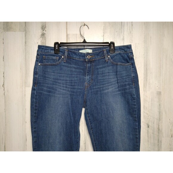 Levi's 545 Jeans Womens 16M Low Boot Cut Regular Fit Dark Wash Blue Cotton Blend - Picture 3 of 10